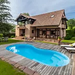 Casa Velasco * Esles