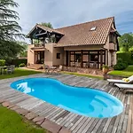 Hébergement de vacances Casa Velasco Esles
