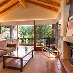 Casa Velasco Holiday home Esles