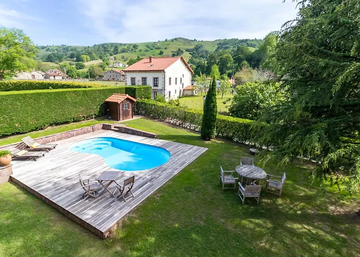 Casa Velasco Holiday home *