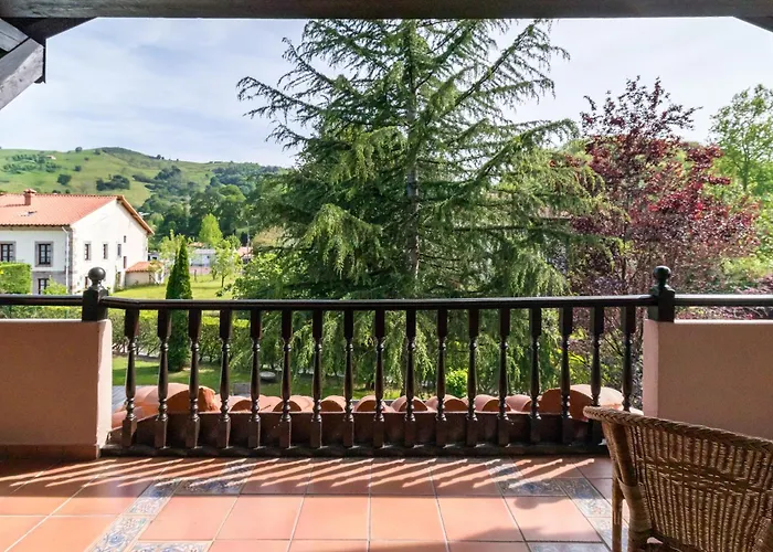 Casa Velasco * Esles