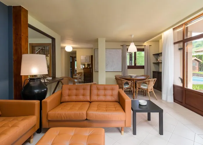 Casa Velasco בית נופש *